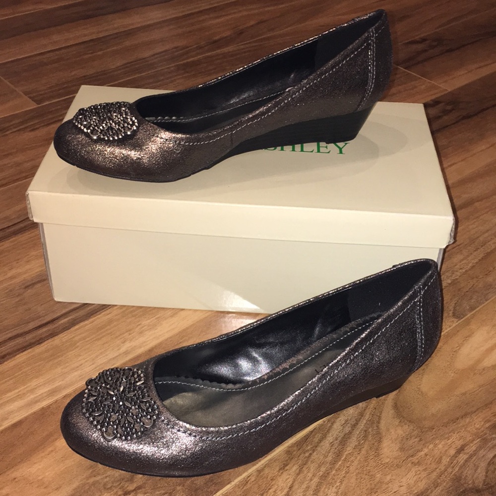 Laura Ashley Wedge